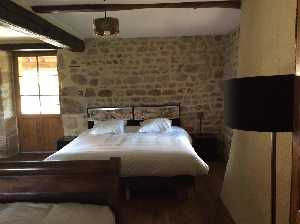 Domaine De Noyer Bed and Breakfast Saint-Christophe-en-Brionnais Kamer foto